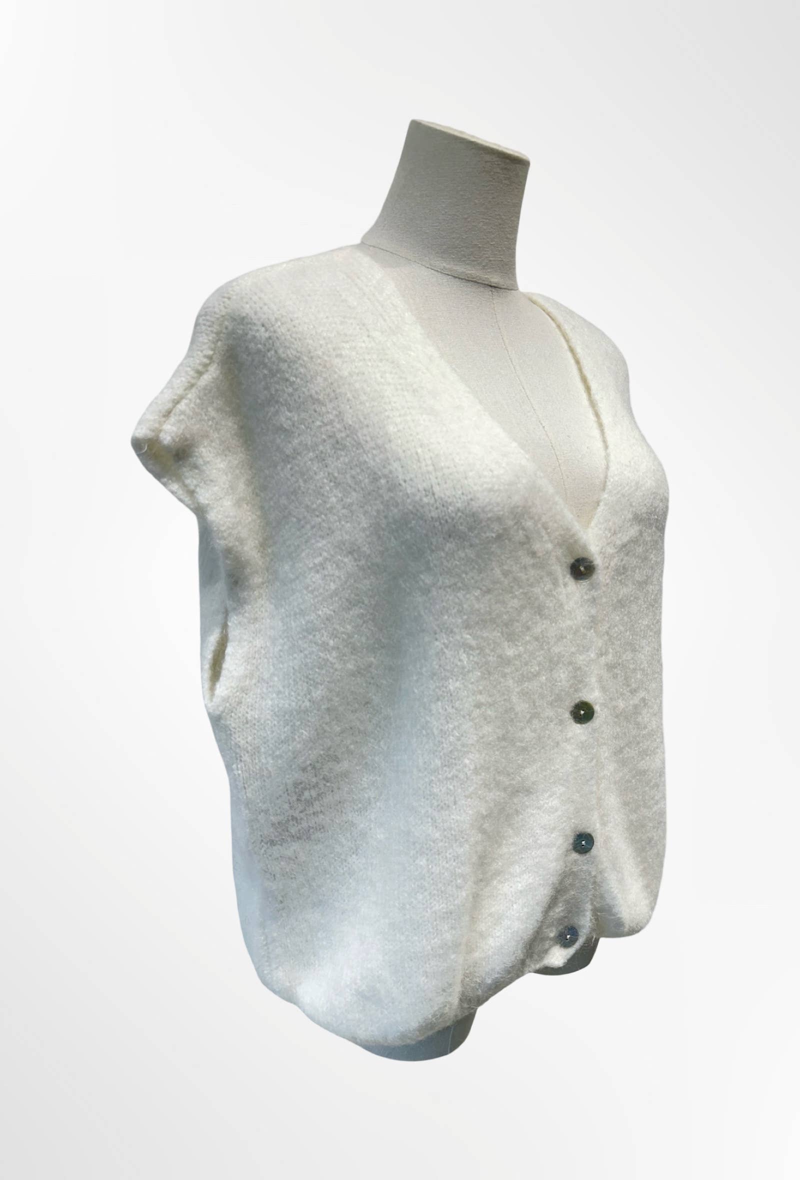 Gilet Sans Manches – Maille Douce Boutons ALPAGA