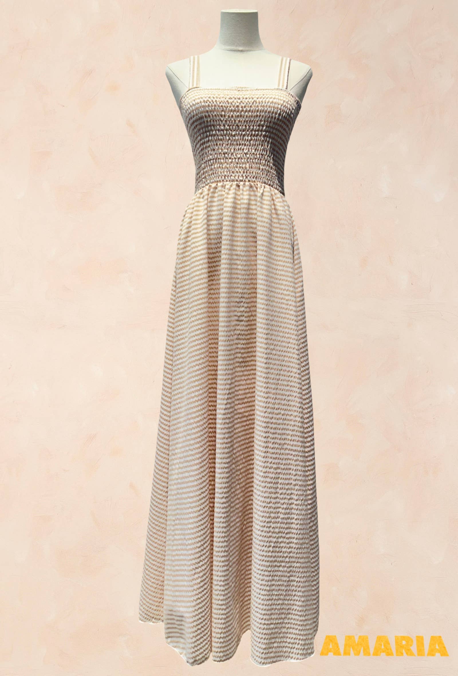 Robe longue à fines bretelles élastiquée