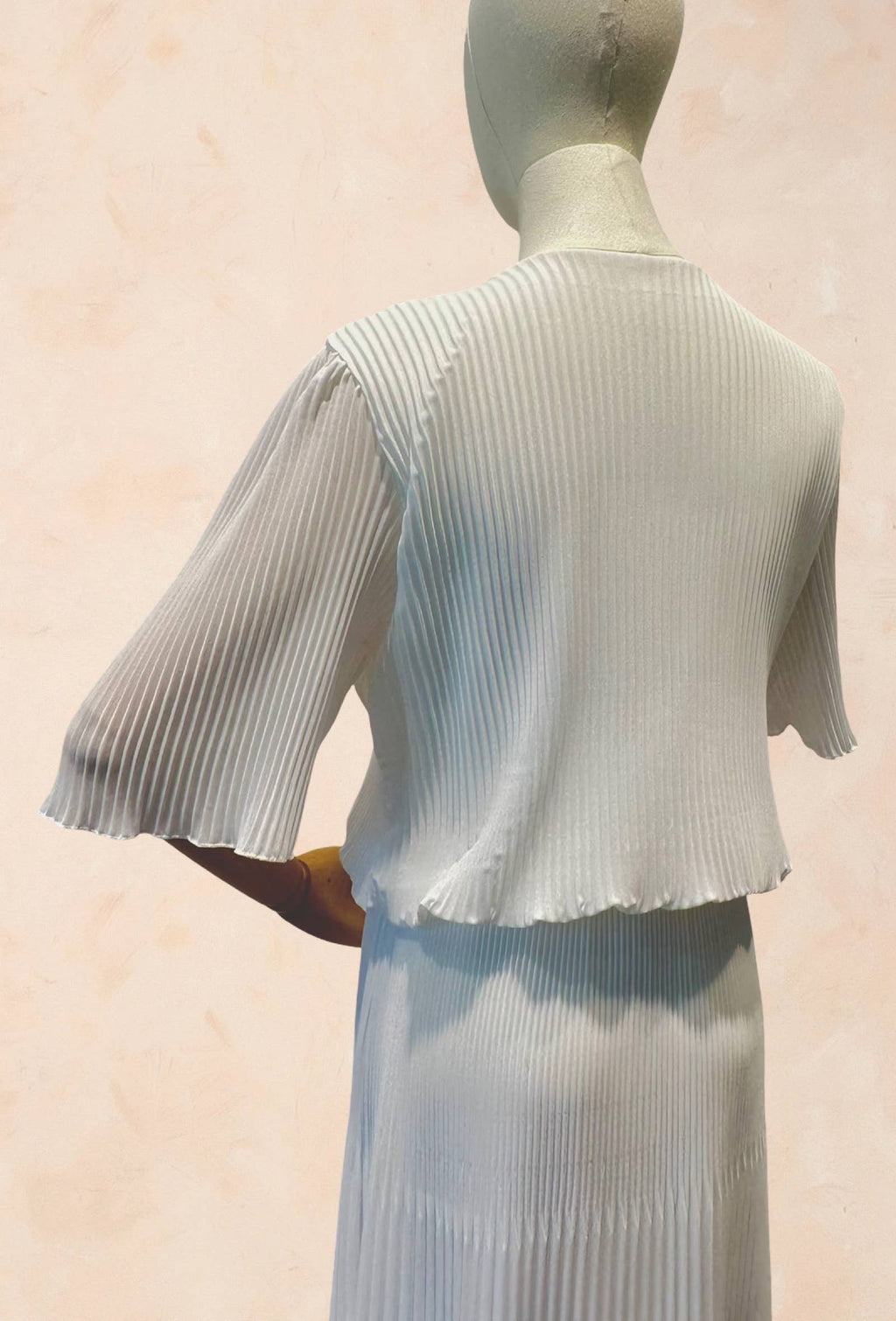 Robe Longue Plissée Encolure V