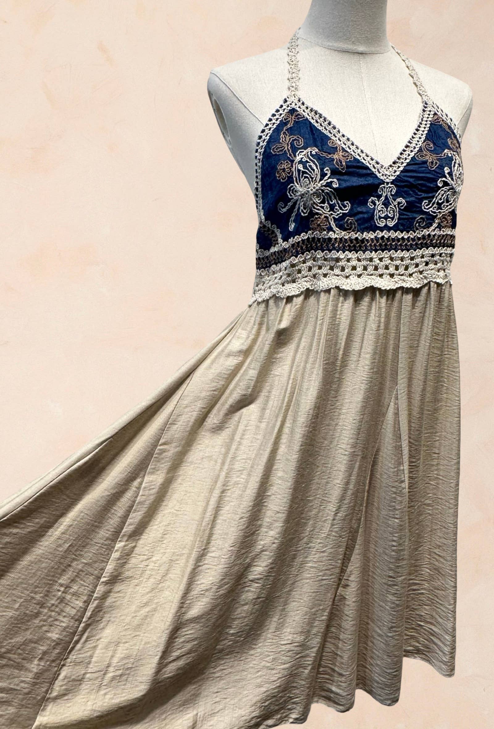 Robe mi longue bohème à dos nu Viscose