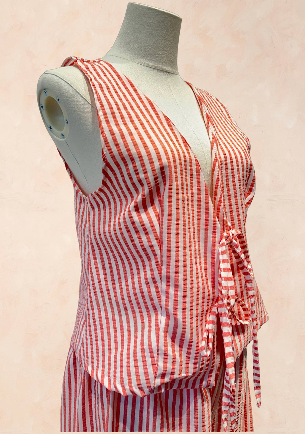 Ensemble gilet sans manches/ pantalon estival imprimé