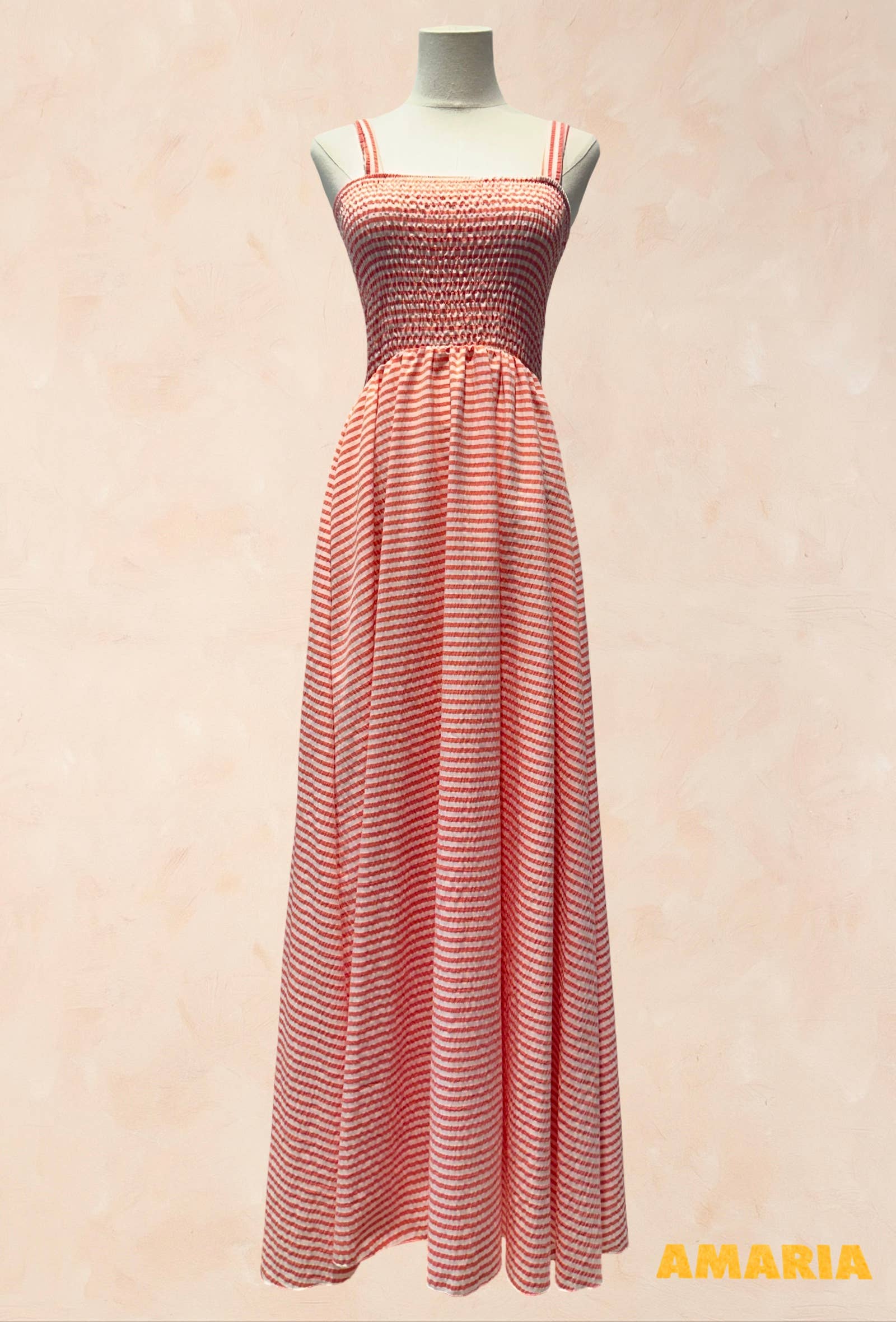Robe longue à fines bretelles élastiquée
