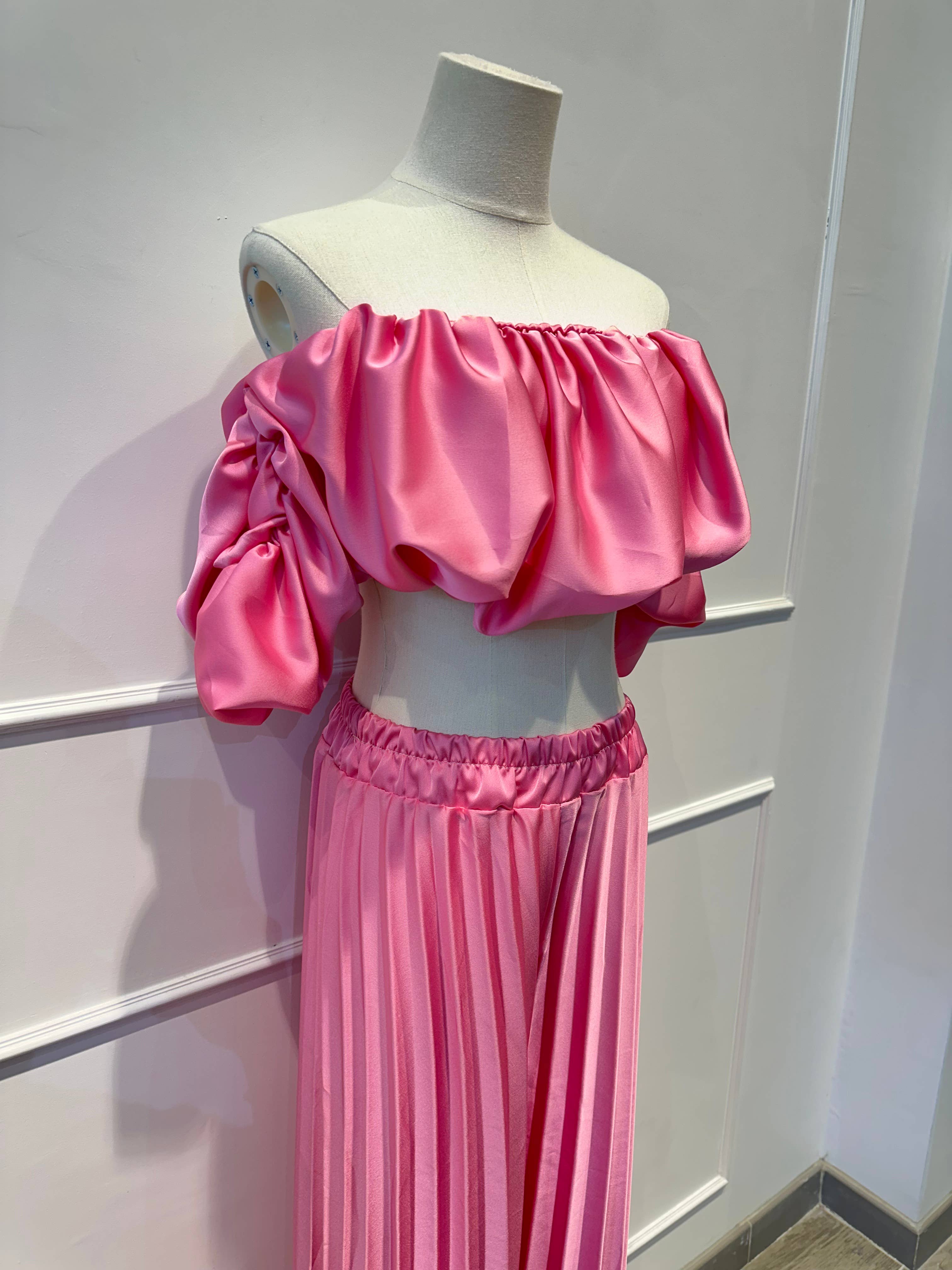 Ensemble Satiné – Top Bardot &Pantalon Palazzo Plissé