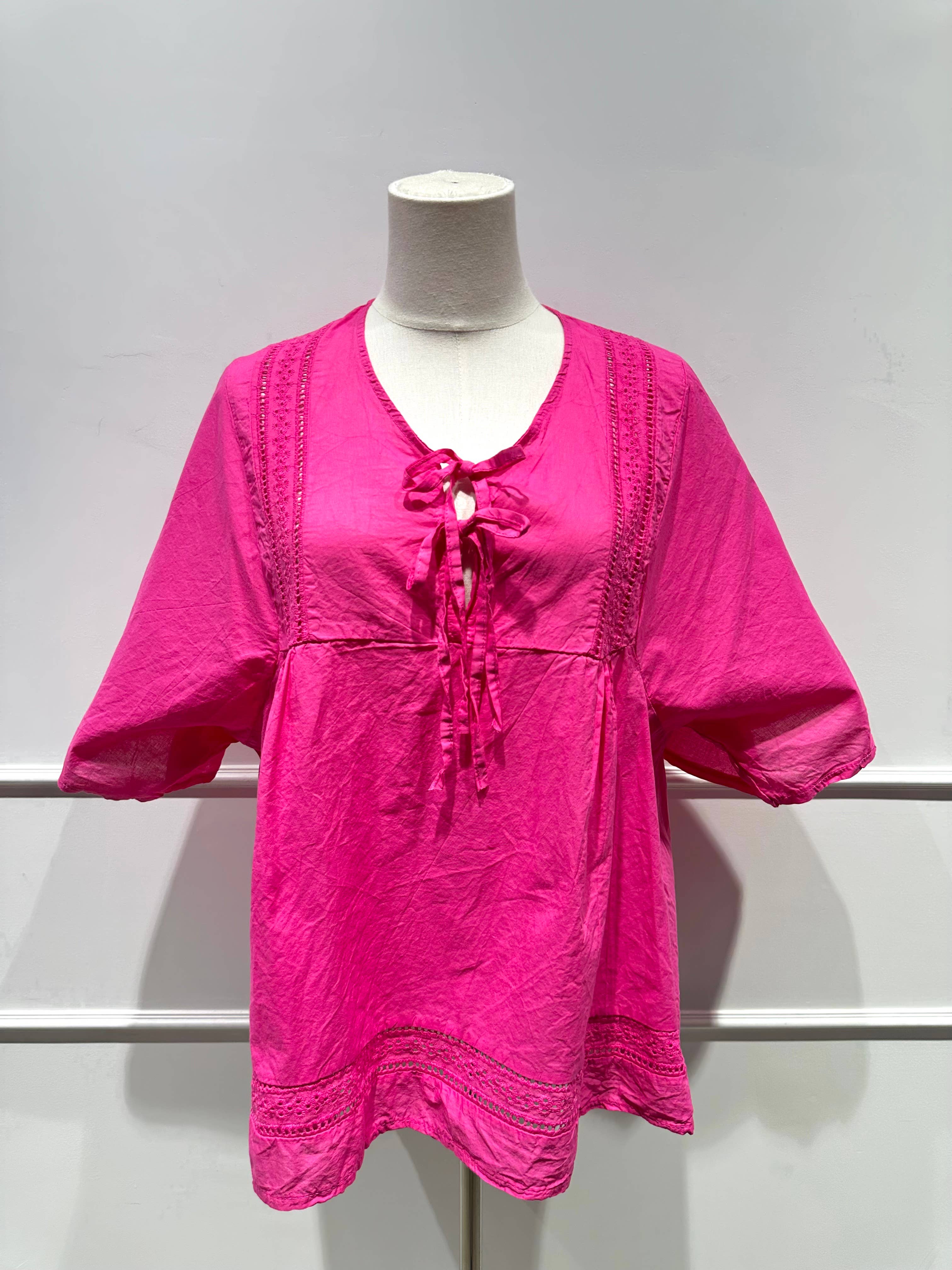Blouse à Manches Papillon & Détails Brodés