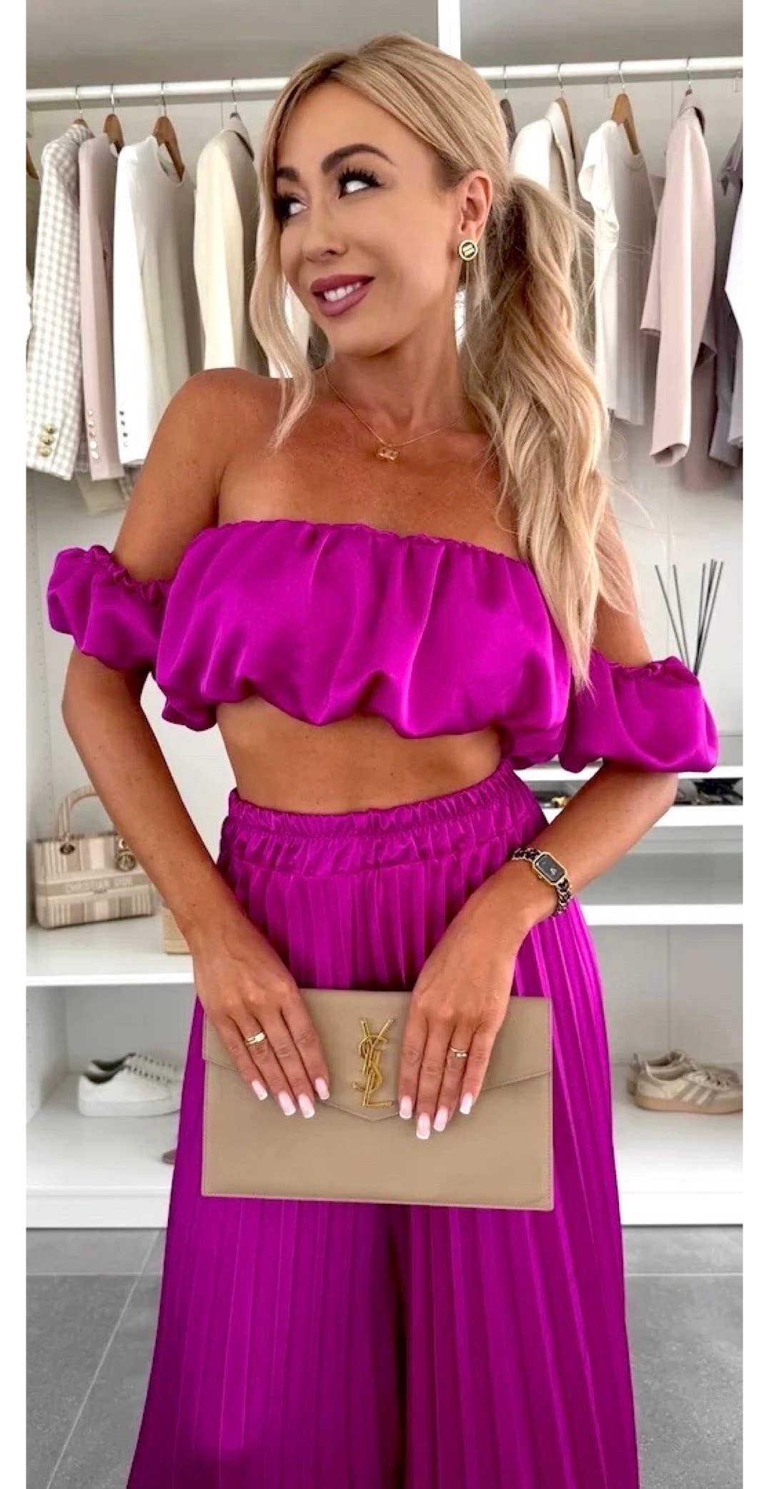 Ensemble Satiné – Top Bardot &Pantalon Palazzo Plissé