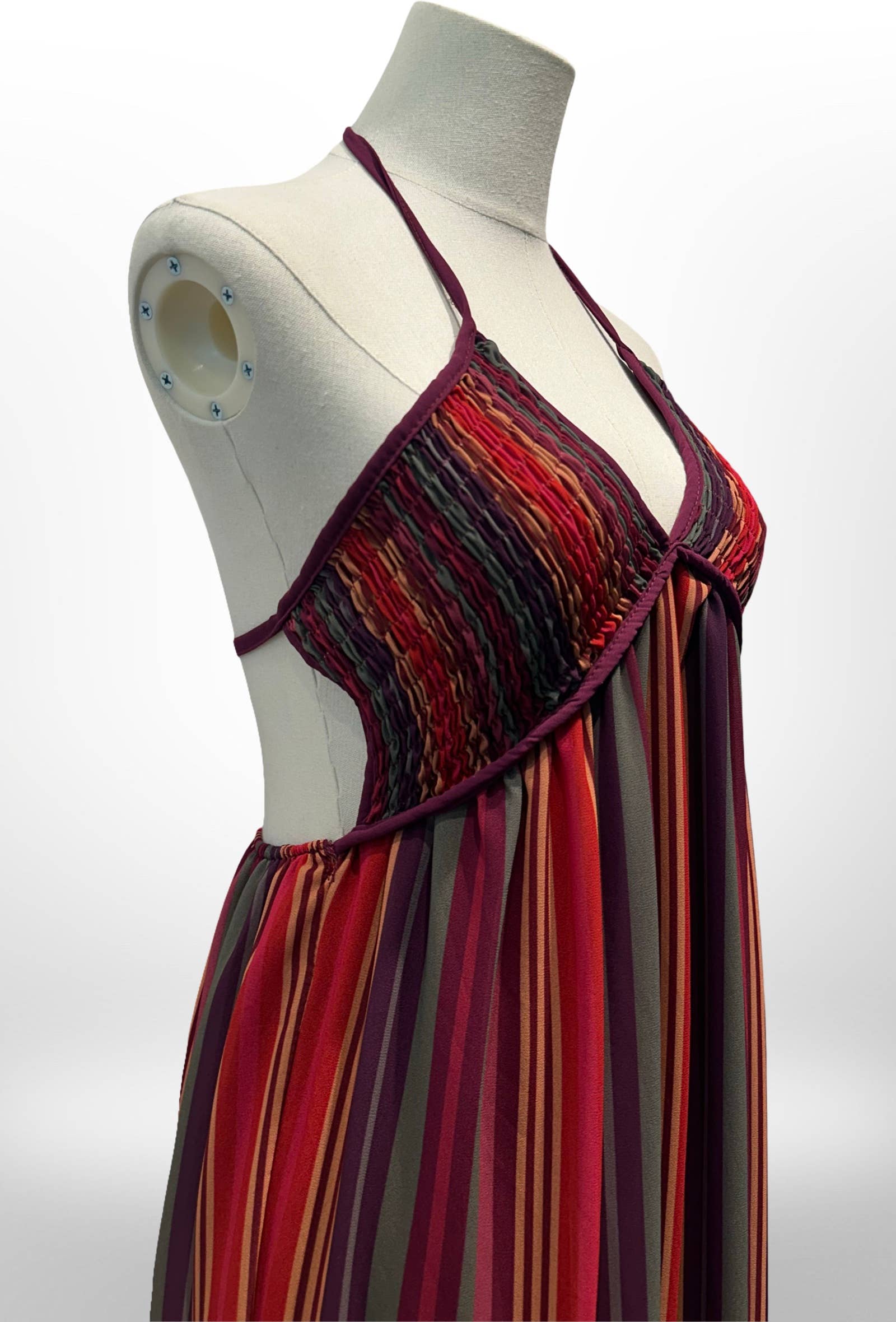 Robe Longue à Bretelles Rayée Smockée