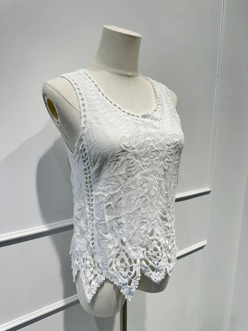 Débardeur Brodé en Dentelle