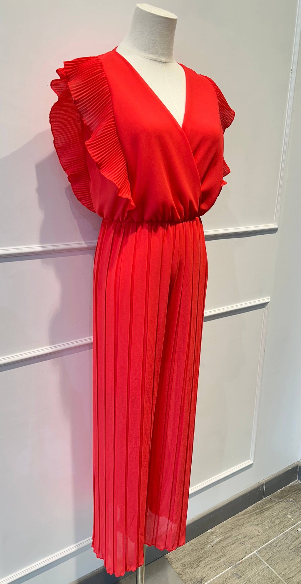 Robe combinaison plissée –