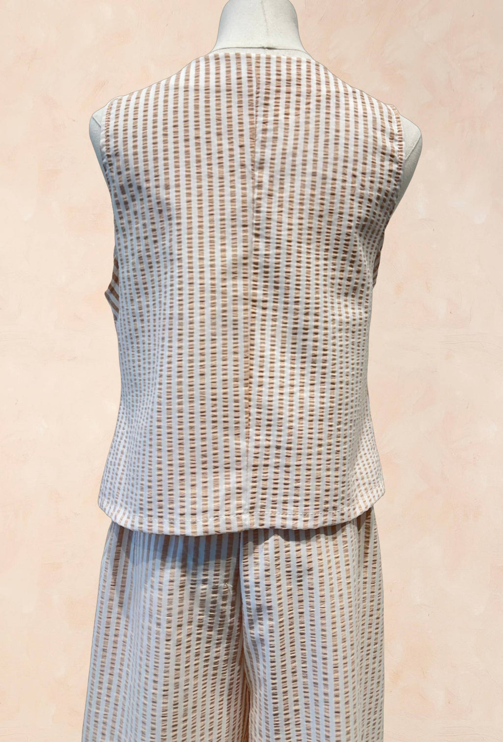 Ensemble gilet sans manches/ pantalon estival imprimé