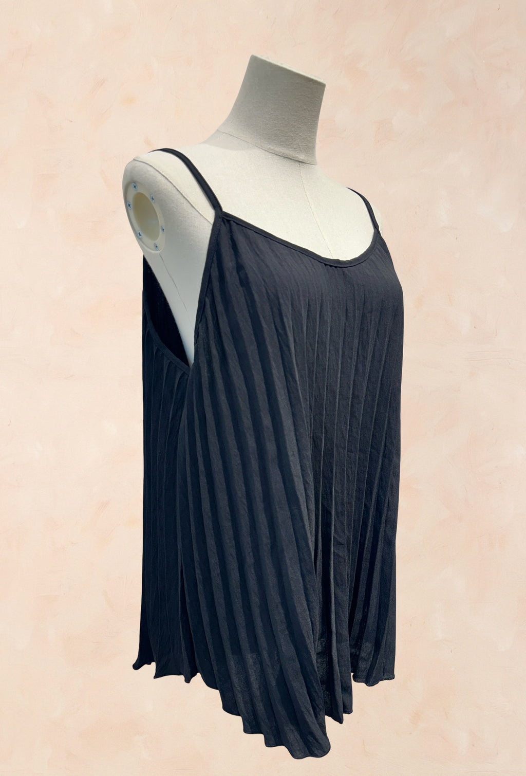 Top Plissé VISCOSE– Bretelles fines, coupe fluide et élégante