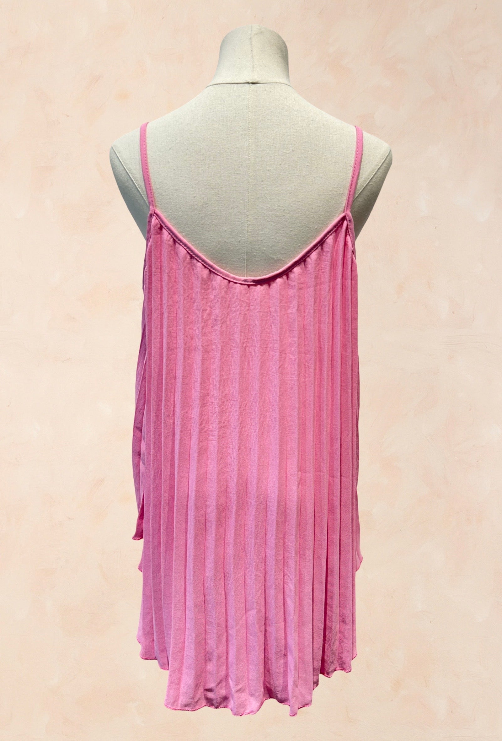 Top Plissé VISCOSE– Bretelles fines, coupe fluide et élégante