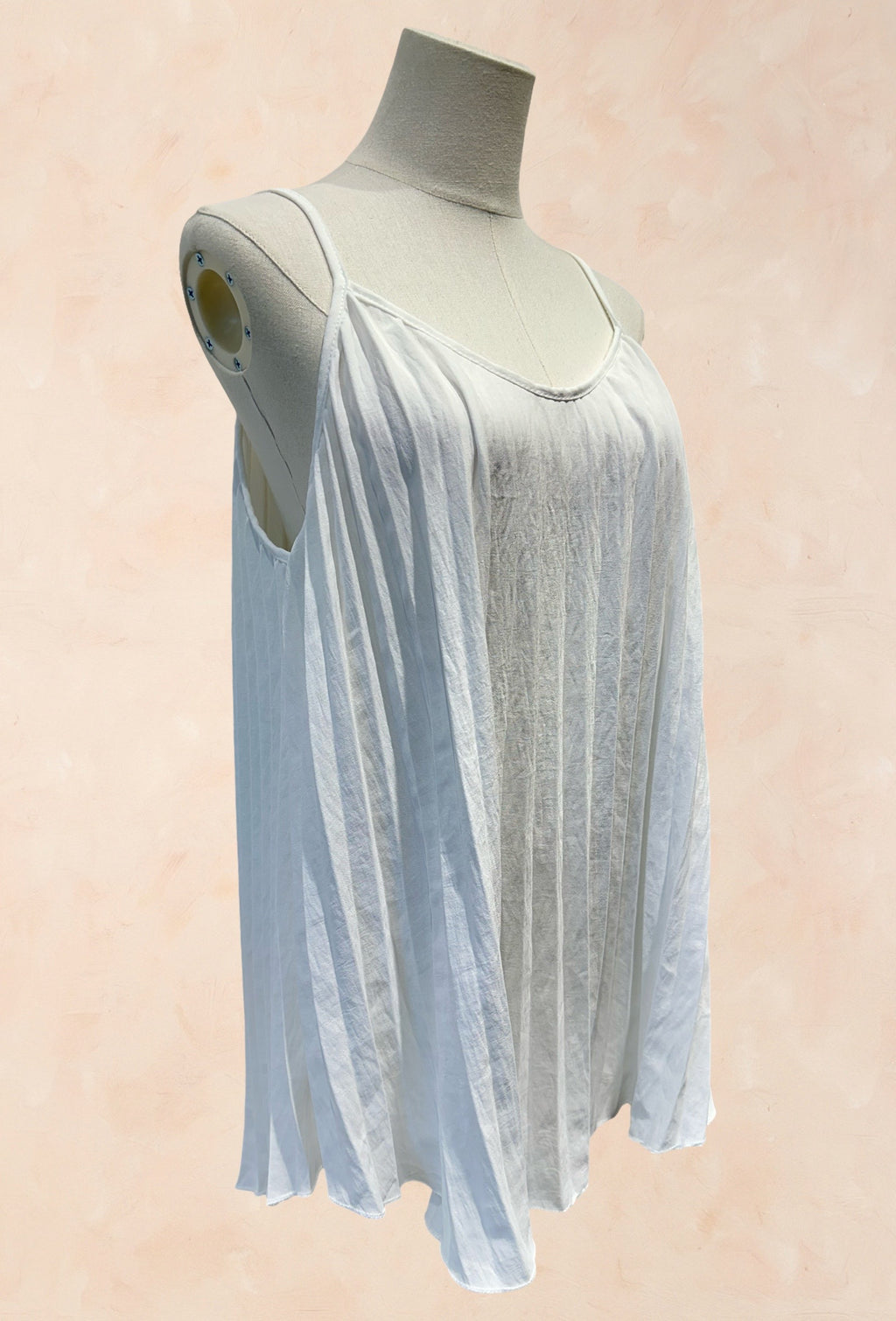 Top Plissé VISCOSE– Bretelles fines, coupe fluide et élégante