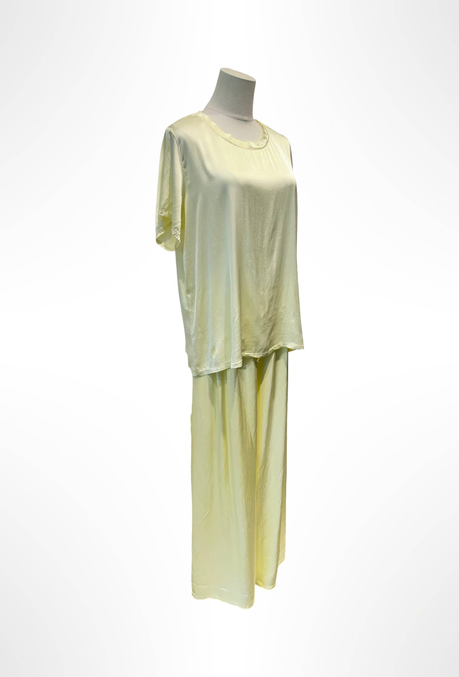 Ensemble Satin, Haut et Pantalon Fluide % VISCOSE