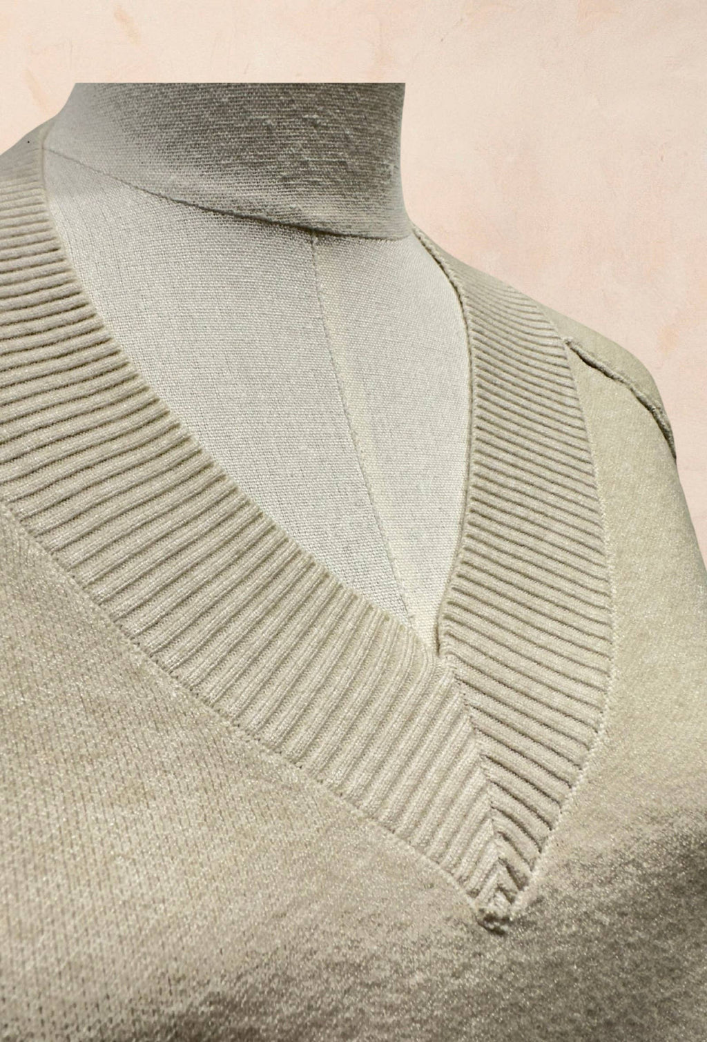 Pull manches longues maille col V côtelé Viscose