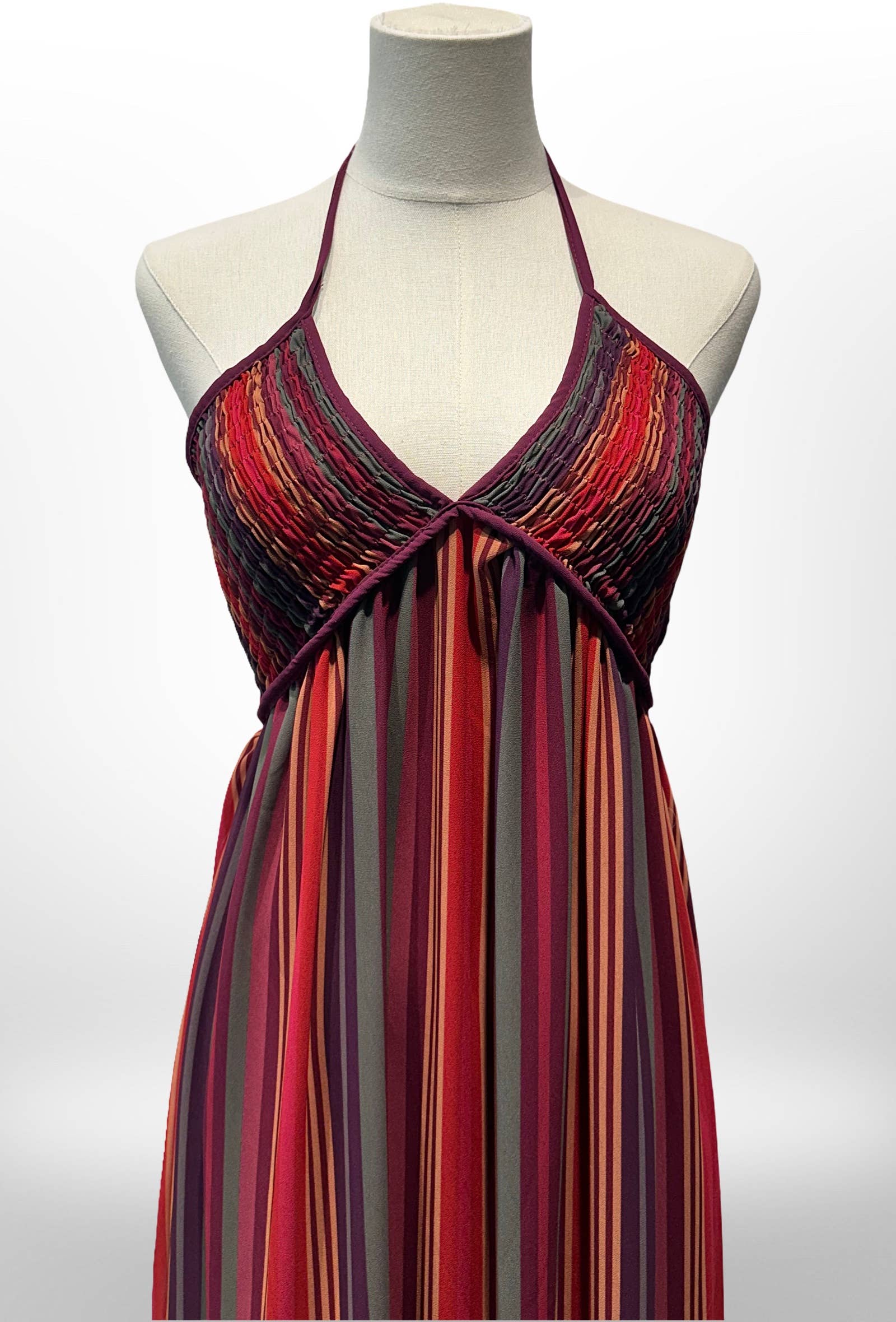 Robe Longue à Bretelles Rayée Smockée