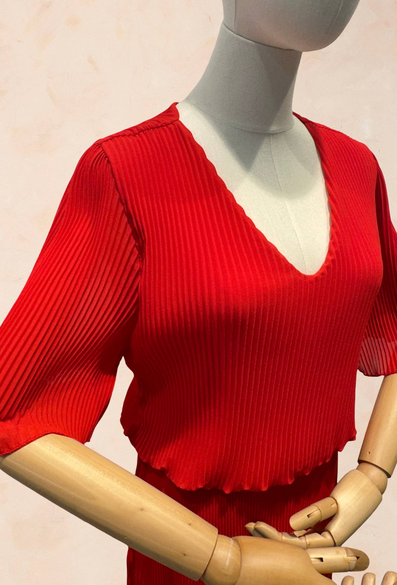Robe Longue Plissée Encolure V