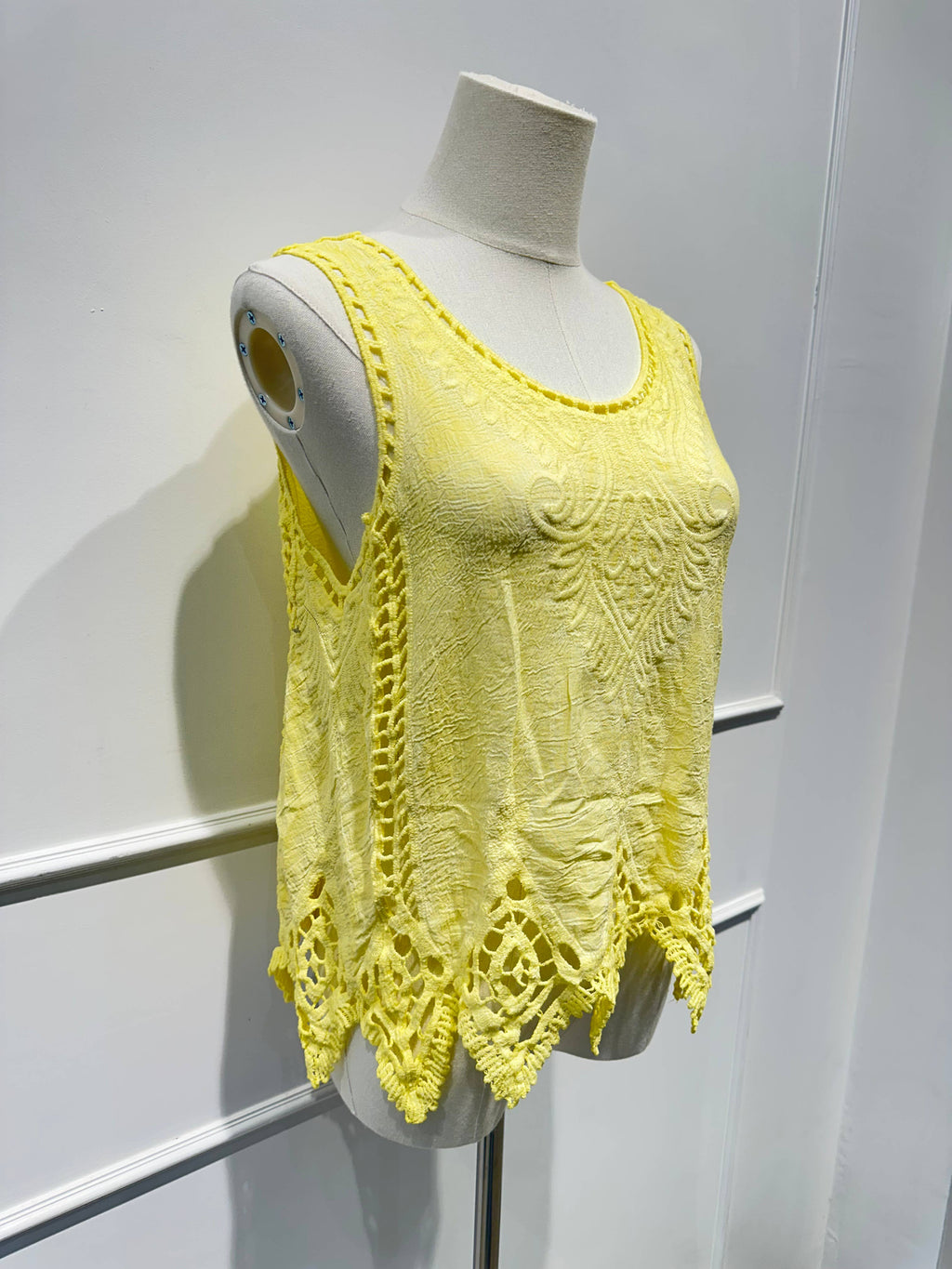 Débardeur Brodé en Dentelle