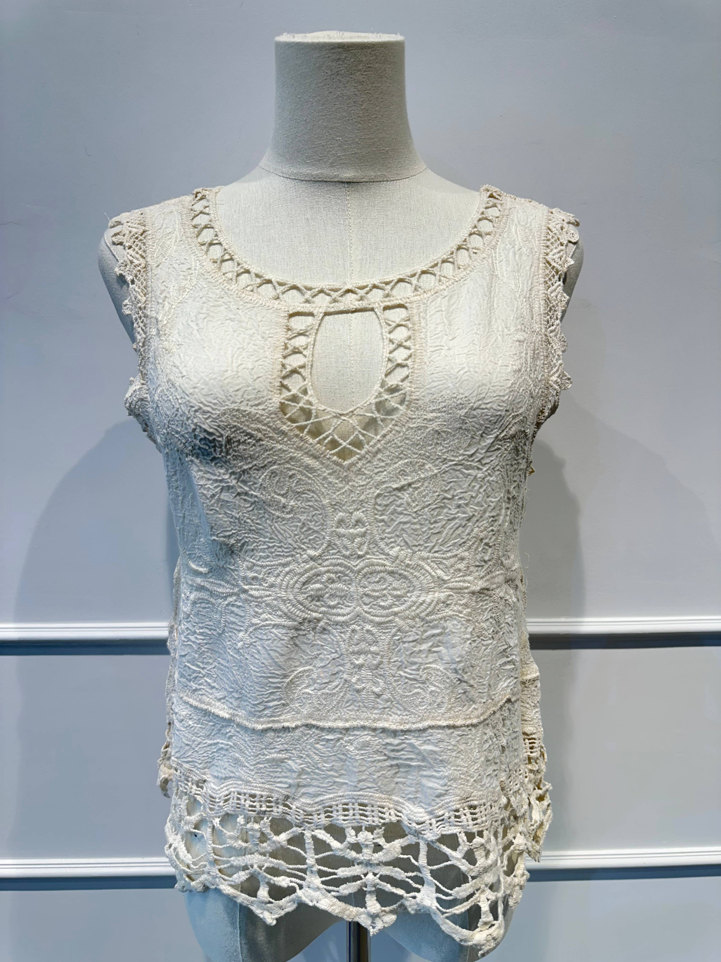 Top Sans Manches en Dentelle Brodée
