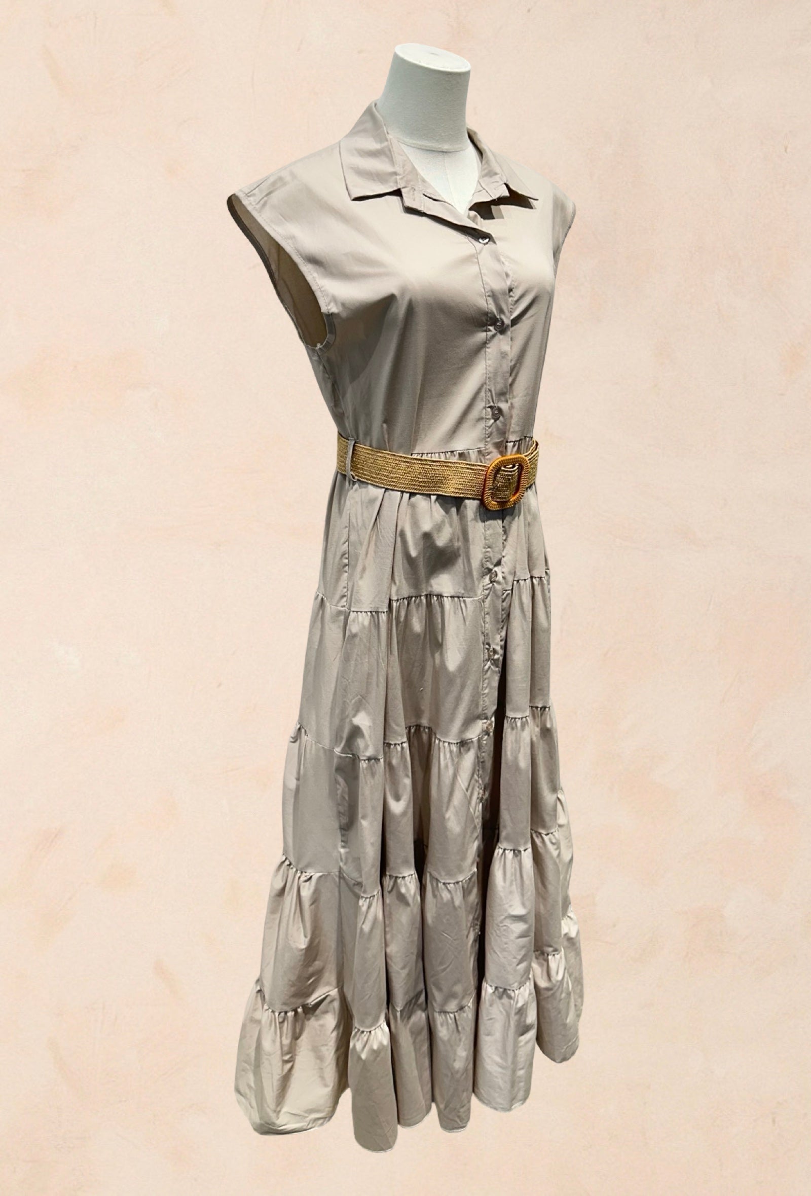 Robe chemise longue sans manches ceinture