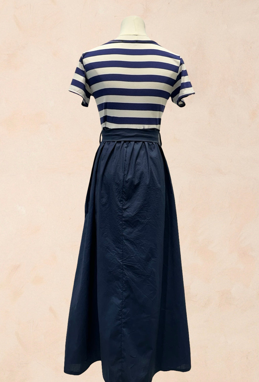 Robe longue t-shirt marinière plissé ceinture à la taille